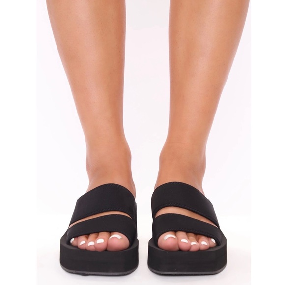 Black Dual Strap Platform Slip On Sandal - Picture 5 of 10
